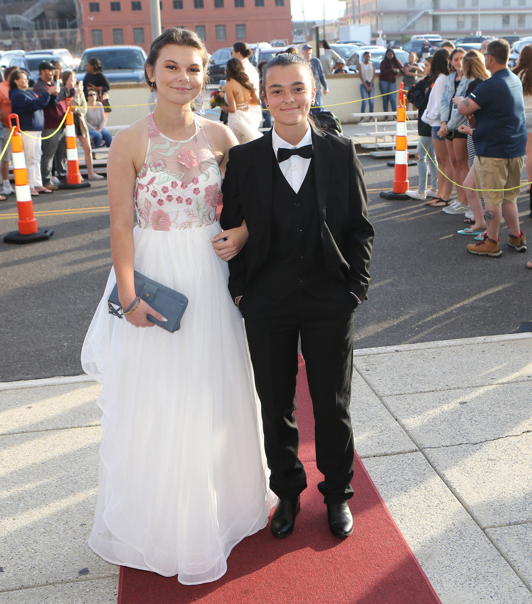 051819_gal_middletwp165.JPG